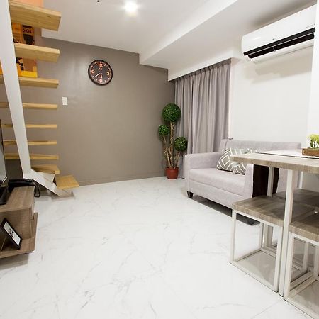 Oasis Regency @ Fort Victoria Bgc Taguig Εξωτερικό φωτογραφία