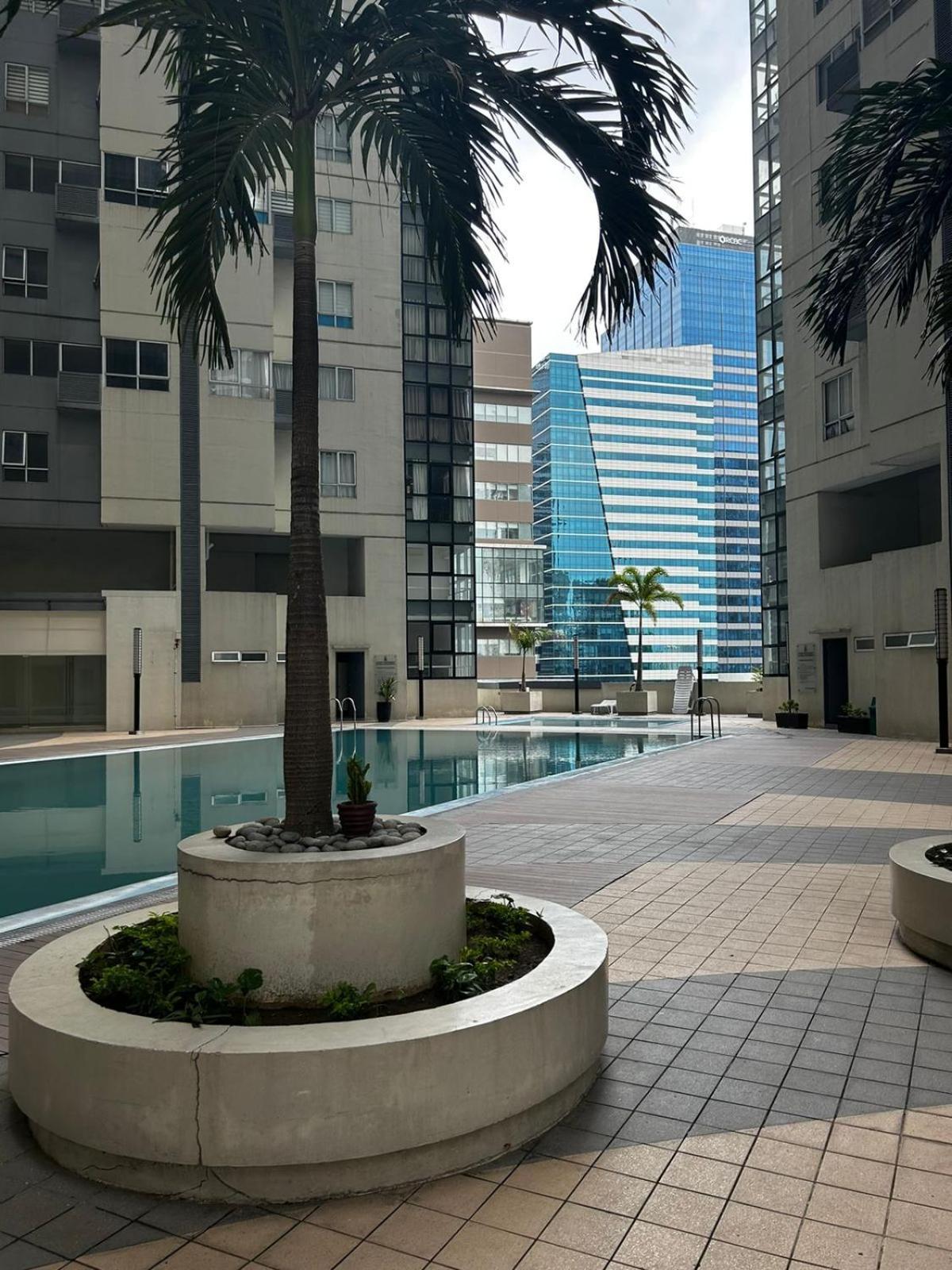 Oasis Regency @ Fort Victoria Bgc Taguig Εξωτερικό φωτογραφία