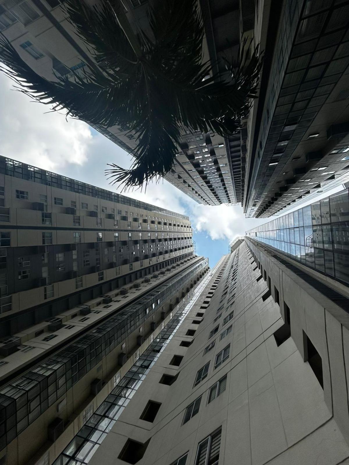 Oasis Regency @ Fort Victoria Bgc Taguig Εξωτερικό φωτογραφία