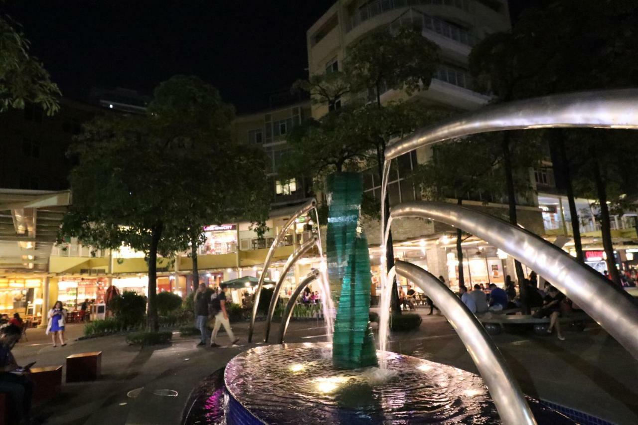 Oasis Regency @ Fort Victoria Bgc Taguig Εξωτερικό φωτογραφία
